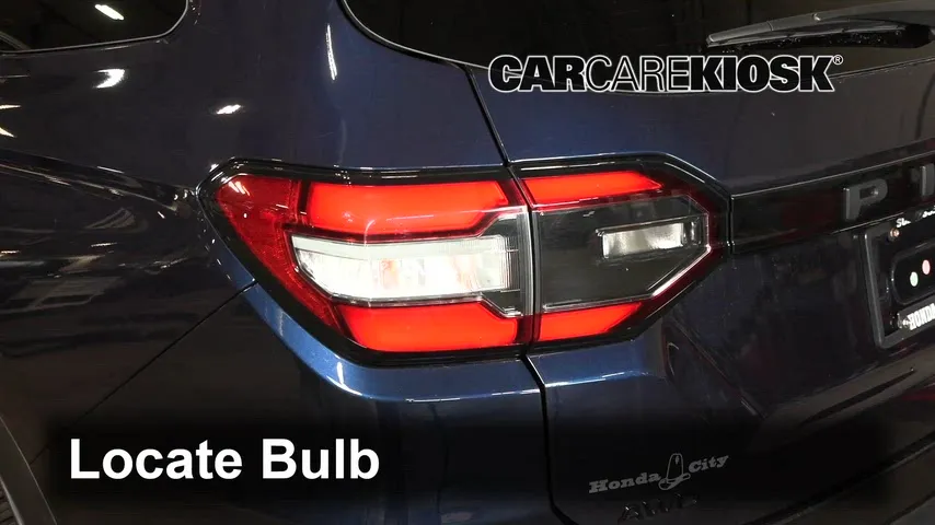 2023 Honda Pilot Sport 3.5L V6 Lights Turn Signal - Rear (replace bulb)